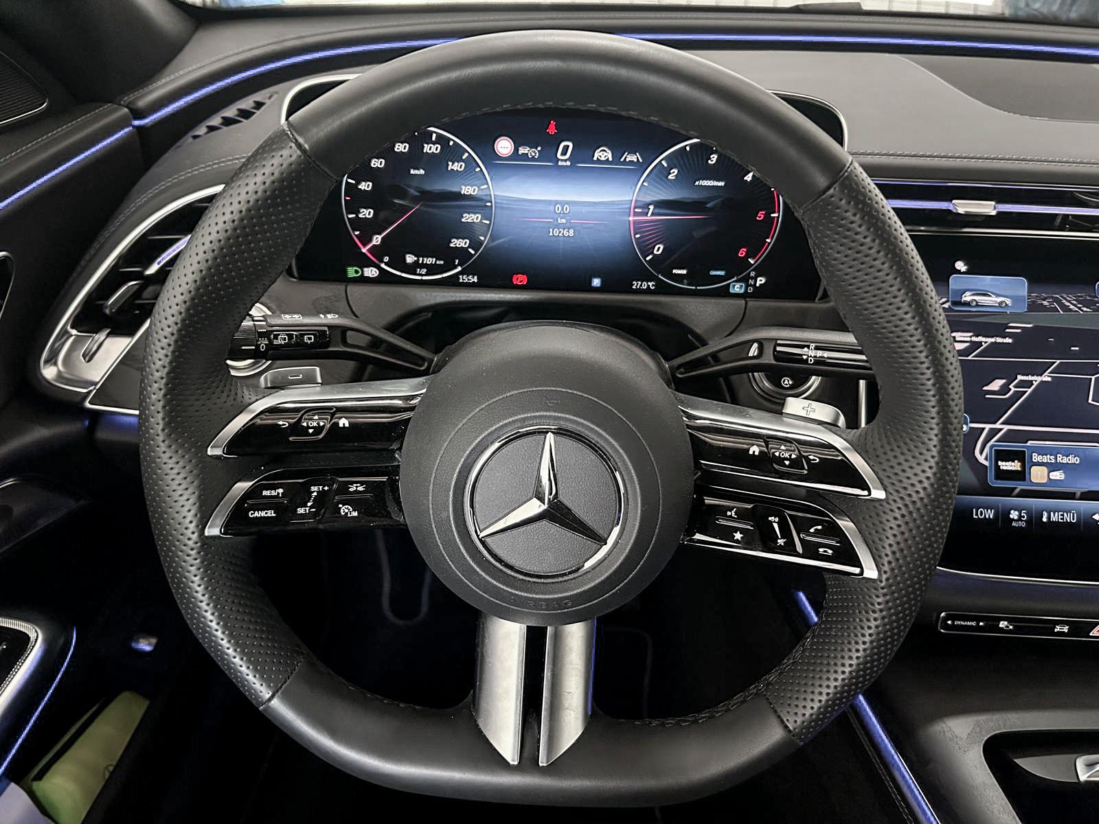 Mercedes-Benz E 220 d T AMG MBUX+360°+DIG-LED+Pano+AHK+Distron