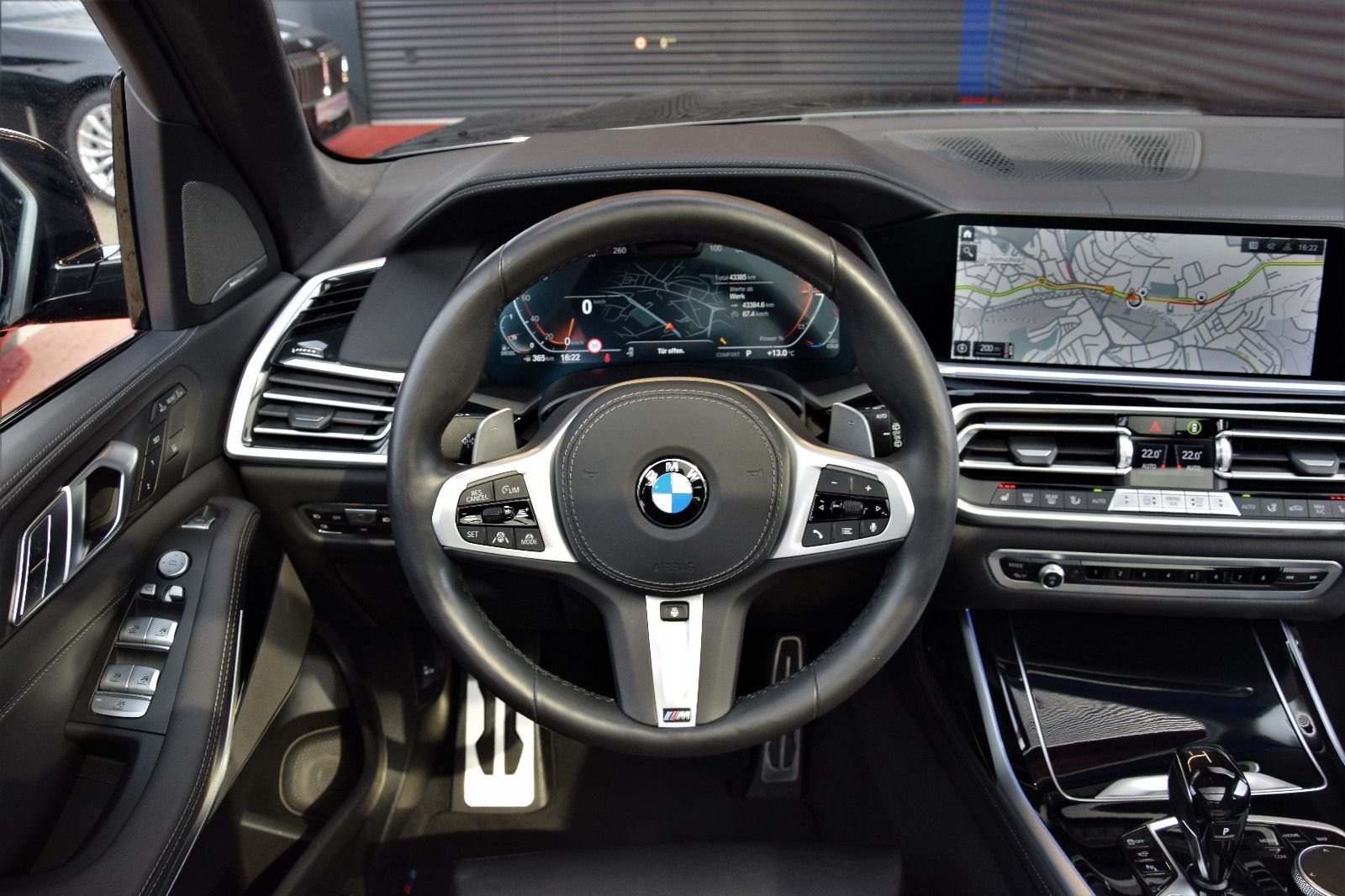 Fahrzeugabbildung BMW X7 40d xDrive M Sport Pano Laser h/k ACC 360°21"