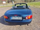 Mazda MX5 in Mitternachtsblau - Mazda MX-5 aus 2000
