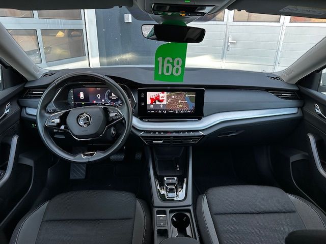 Octavia Combi Tour NAV;KESSY;ACC;CARPLAY