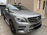 Mercedes-Benz ML 350 BlueTEC 4MATIC AMG Sportpaket Sternenh. - Mercedes-Benz ML 350 in Mönchengladbach