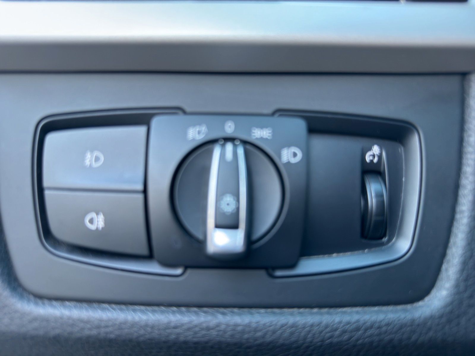 Fahrzeugabbildung BMW 318 d Gran Turismo Automatik/Klimaaut./Leder+Shz