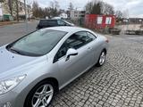 Peugeot 308 CC Cabrio-Coupe Premium - Peugeot 308 mit Benzin-Antrieb: Cabrio, Automatik