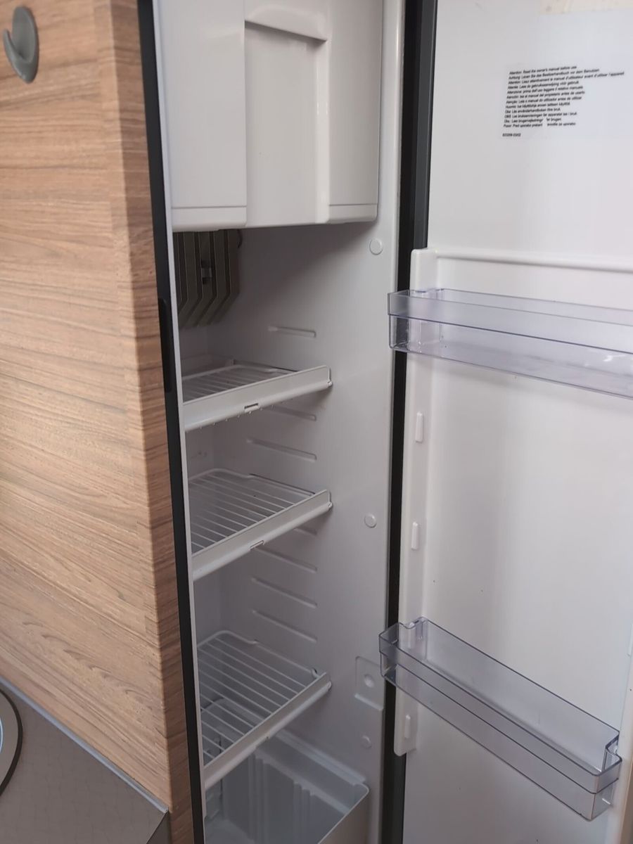 Fahrzeugabbildung Weinsberg CaraCompact EDITION PEPPER 600 MEG Markise, TV