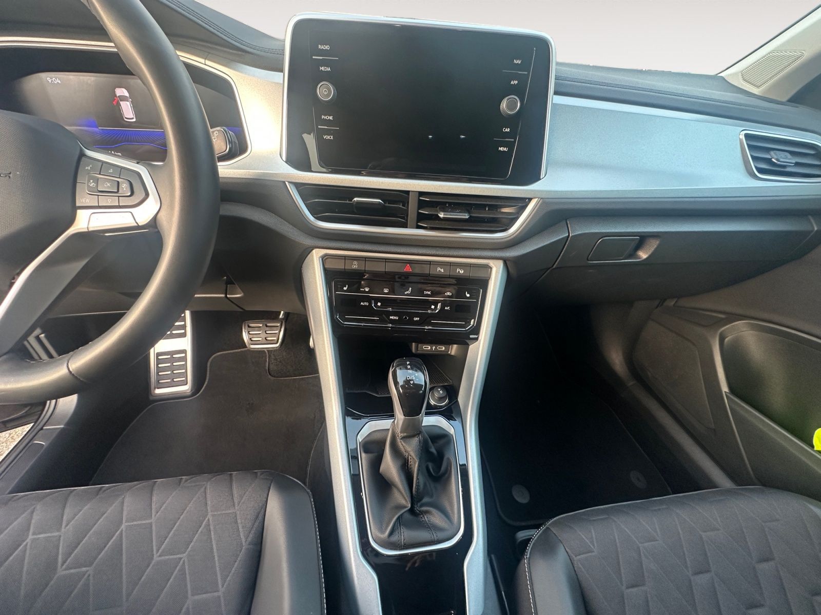 Volkswagen T-Roc - Bild 12