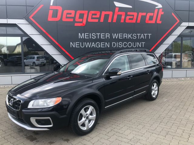 Volvo XC70 D5 Momentum AWD Navi Xenon Leder