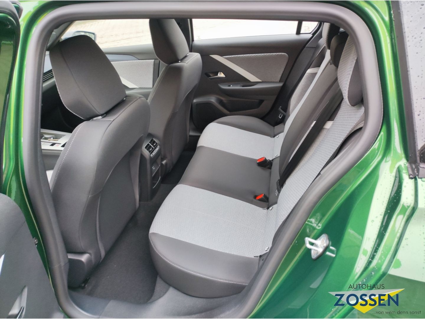 Opel Astra - Bild 9