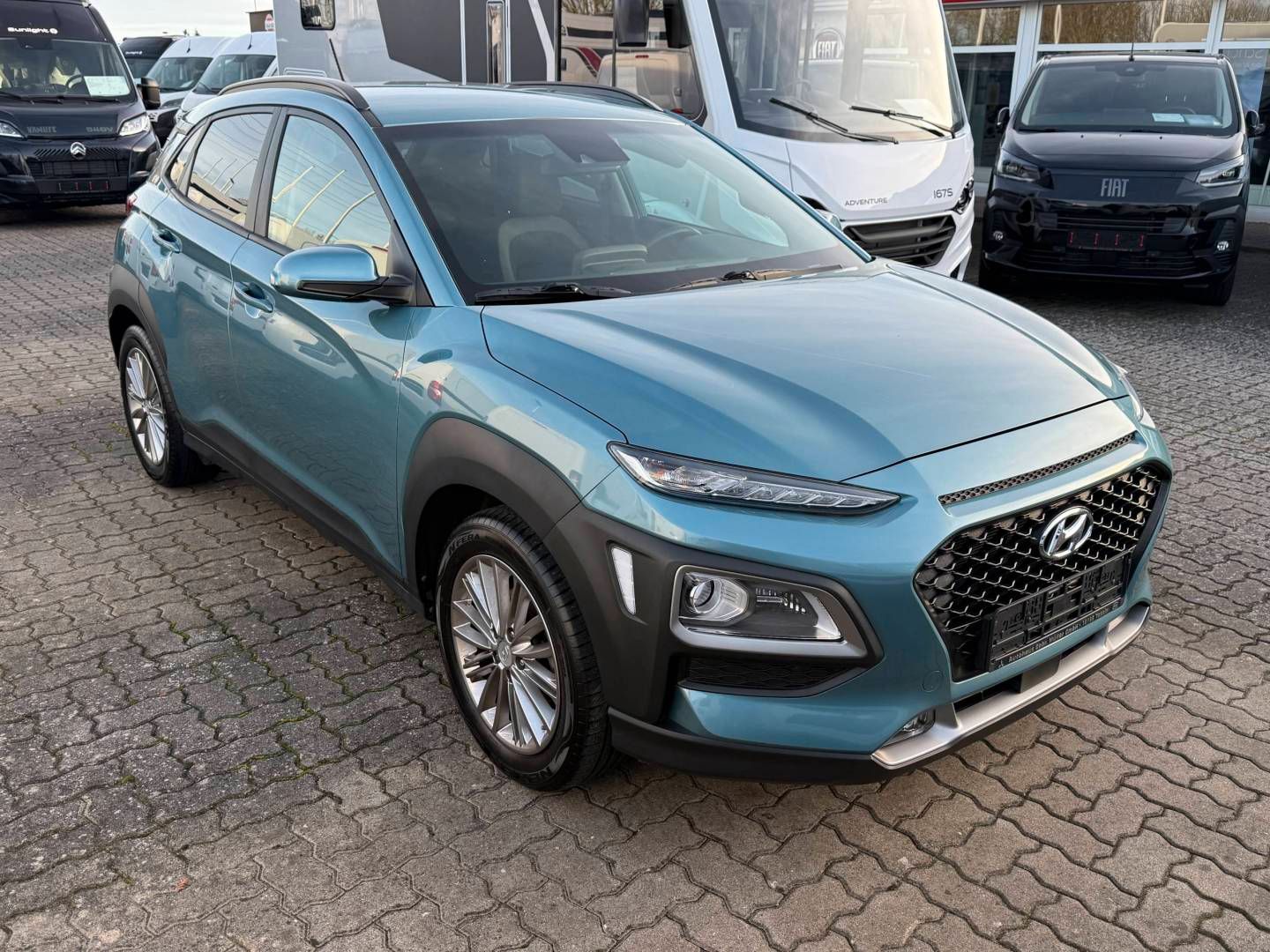 Fahrzeugabbildung Hyundai KONA 1.0 T-GDi TREND 17' Alu, LED, Sichtpaket