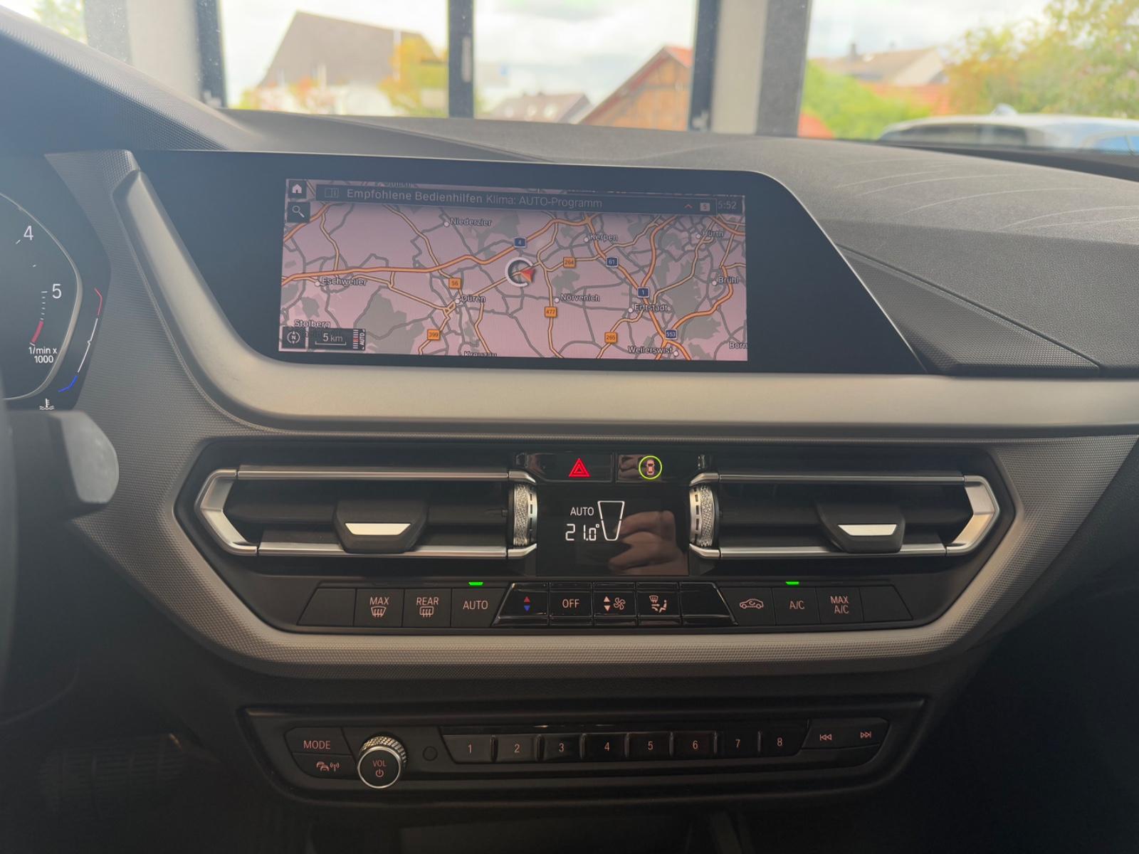 BMW 216 d Gran Coupé Automatik LED Leder AHK Kamera