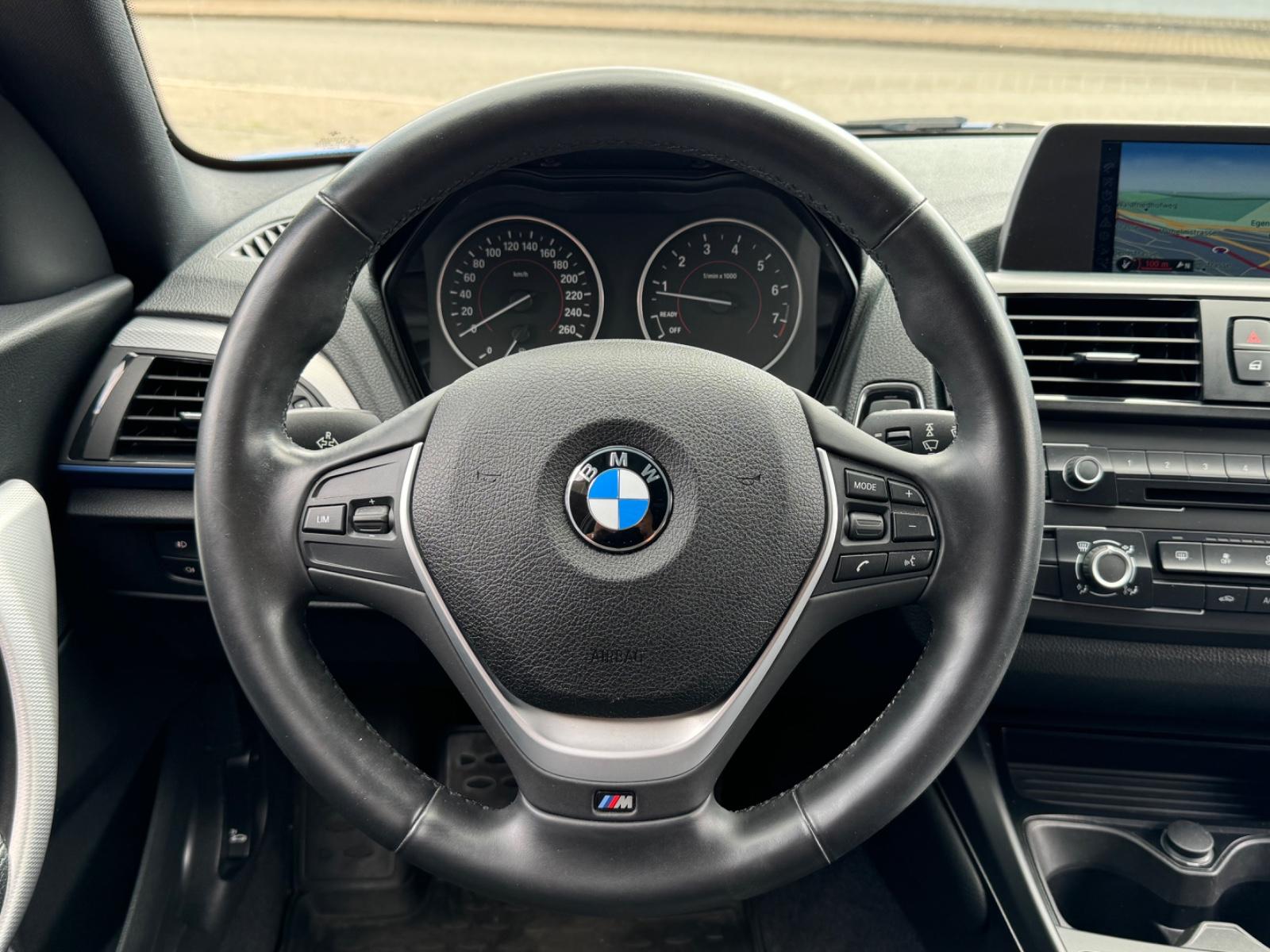 BMW 118 i Aut. M Sport Paket *NAVI*BI-XENON*PDC*MFL*