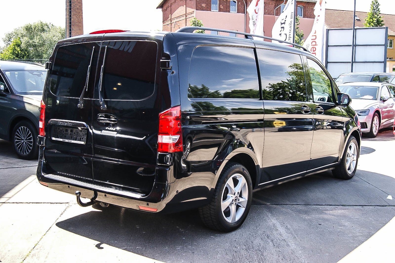 Fahrzeugabbildung Mercedes-Benz Vito Mixto 119 CDI 4x4 lang LED NAVI STANDHZG