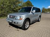 Mitsubishi Pajero 7 sitzer *sehr gepflegt* - Mitsubishi Pajero aus 2003 mit Diesel-Antrieb