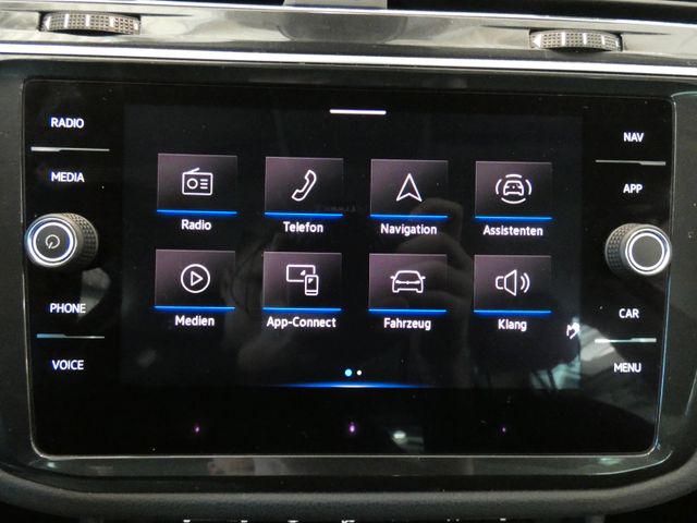 Tiguan 1.5 TSI Active DSG AHK NAVI el.Heckklappe