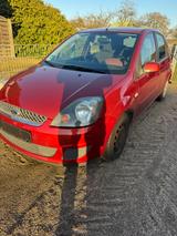 Ford Fiesta 1.3 44 kW Ambiente Ambiente - Gebrauchtwagen bis 400 Euro mit TÜV