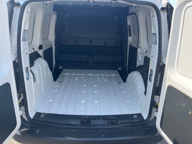 Fahrzeugabbildung Volkswagen Caddy Cargo 2.0 TDI EcoProfi GJR KLIMA FSE