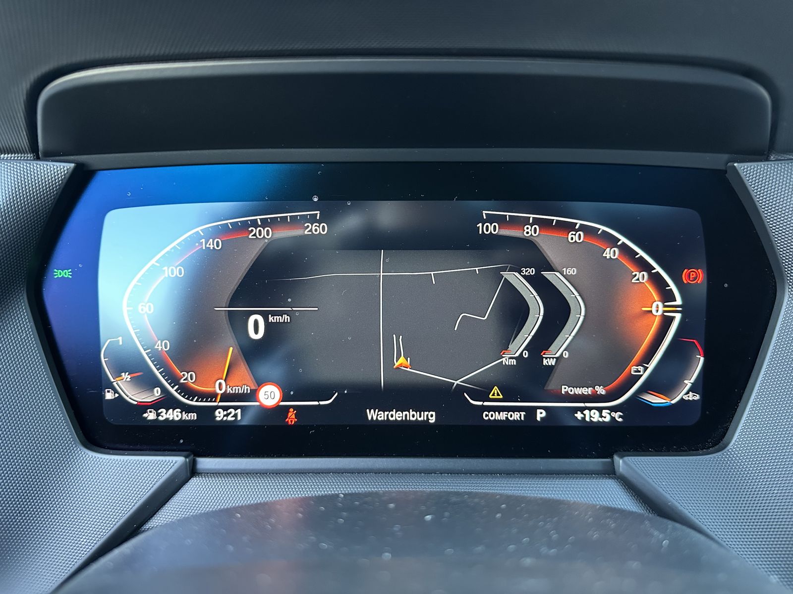 Fahrzeugabbildung BMW 120i M-Sport NAV+LED+PANO+SHZ+KAM+PARKASS+18ZOLL