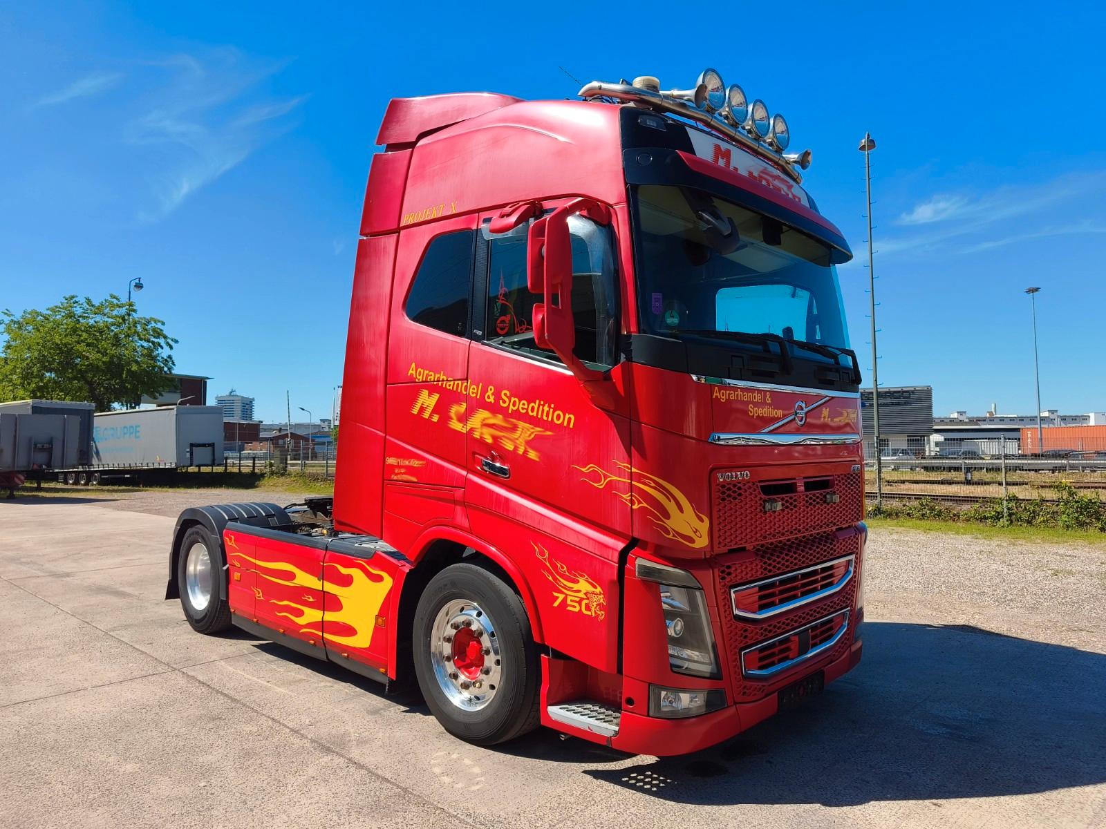 Volvo FH 16 750 *EU6*i PARK Cool*ALCOA*PTO*LEDER*TV