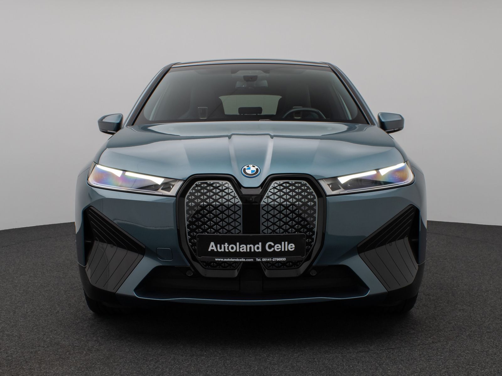 Fahrzeugabbildung BMW iX xD40 Sport Panorama 360° Laser DAB H/K 21Zoll