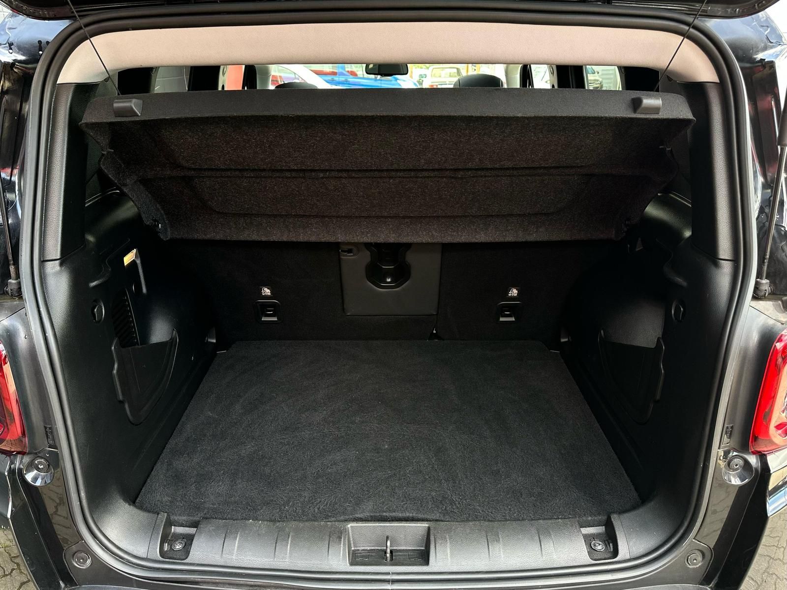 JEEP Renegade 1.3 ALL BLACK LIM 4x4 LED#ACC#SPUR#CAM - Image 7
