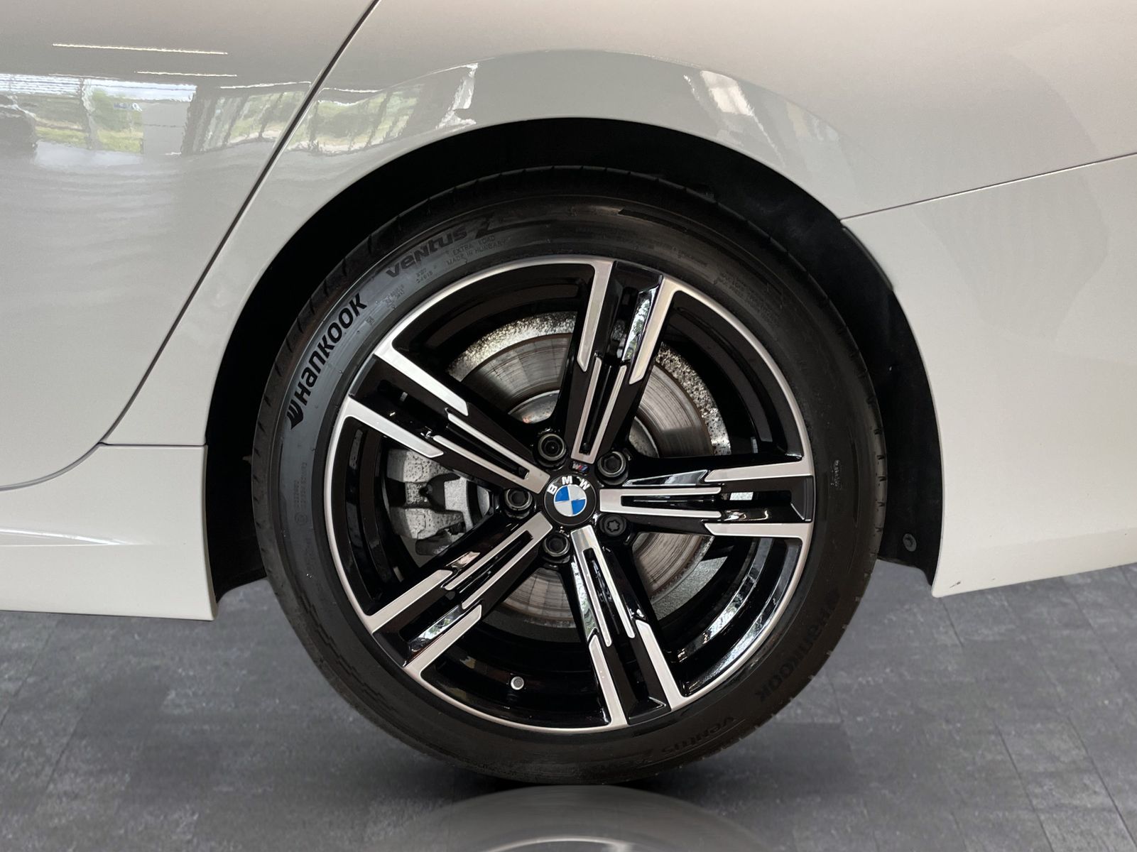 BMW 330 - Bild 14