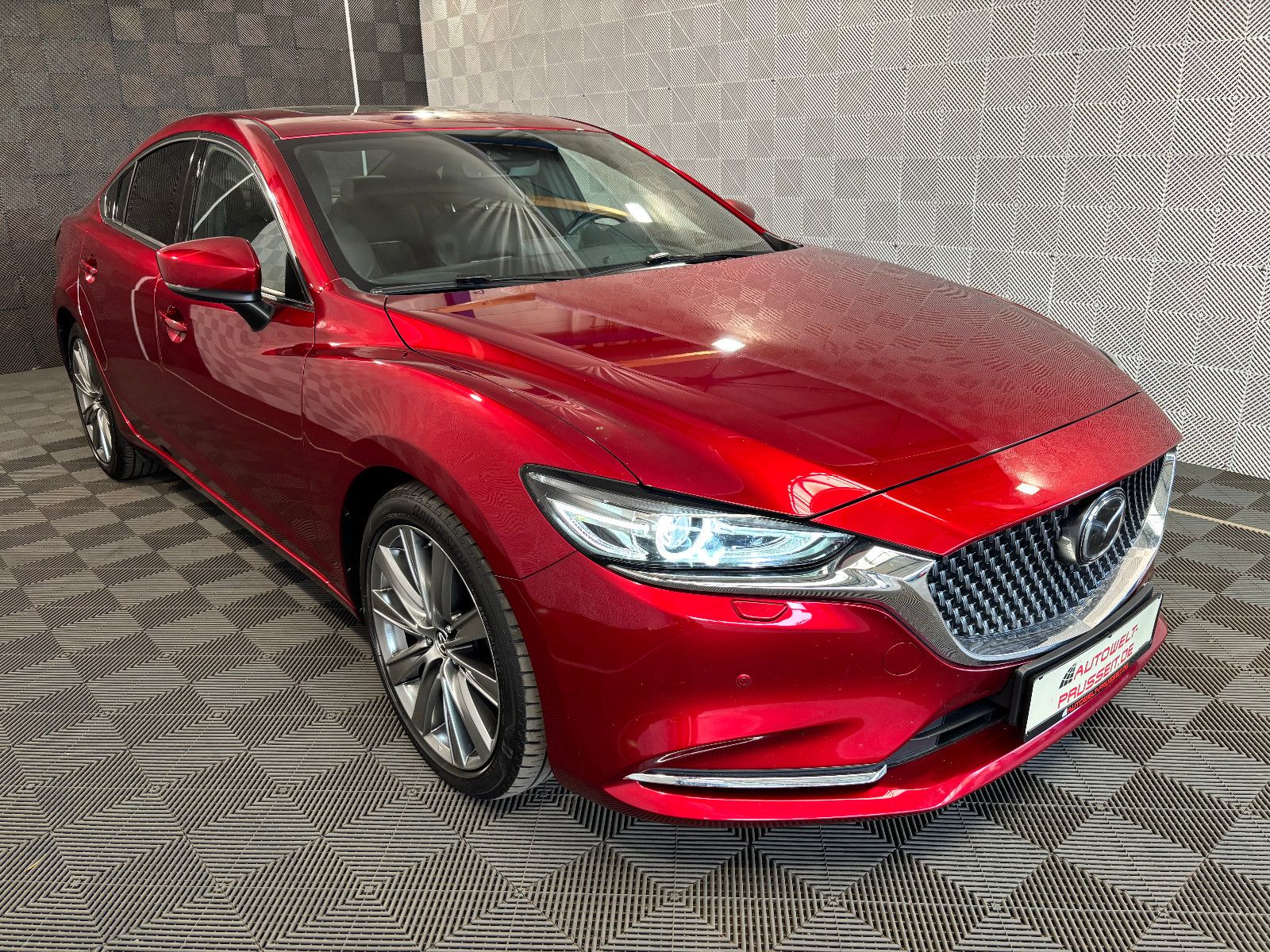 Gebrauchtwagen Mazda 6 6 Lim*Sport-Line*BOSE-LED-R.KAM-MEMORY-NAPPA-19" in Künzell