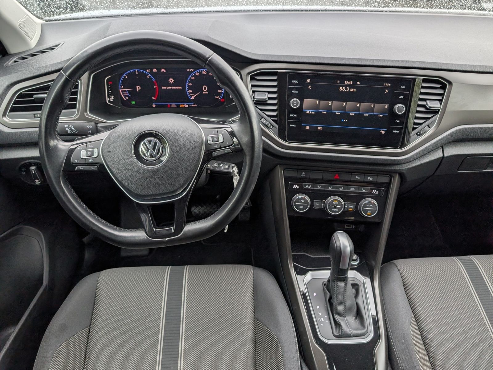 VW T-Roc 2.0 TDI Style Automatik Navi ACC – Bild 14