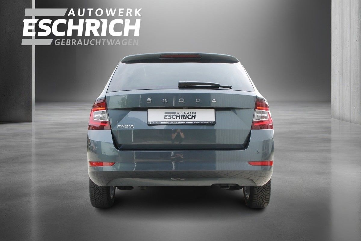 Fahrzeugabbildung SKODA Fabia Combi 1.0 TSI Ambition OPF CLEVER