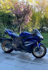 Yamaha YZF-R1 - Offers matching your search criteria
