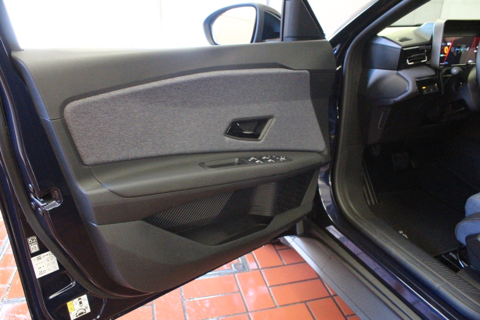Fahrzeugabbildung Renault R 5 150 Comfort Range Techno  *Vollausstattung*