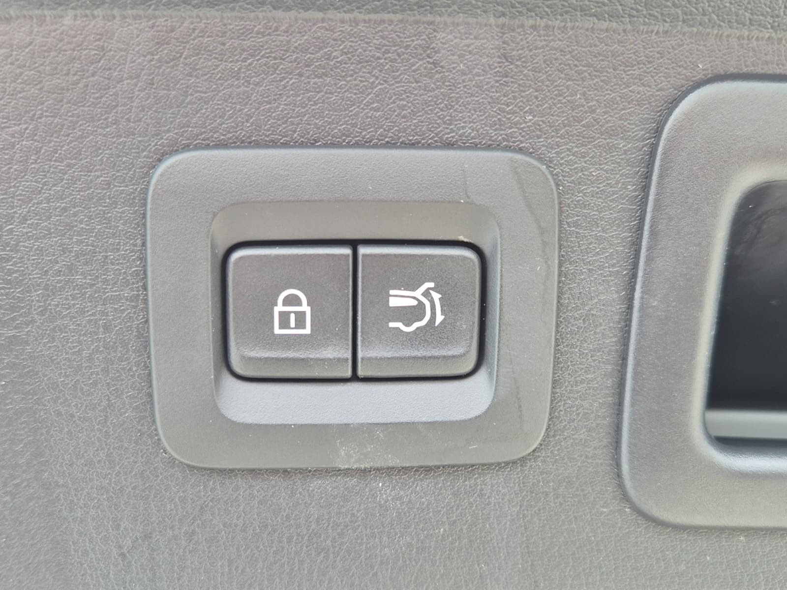 Fahrzeugabbildung Mazda CX-60 Homura+ AWD PANO*HUD*MATRIX*BOSE*360°MEMOR