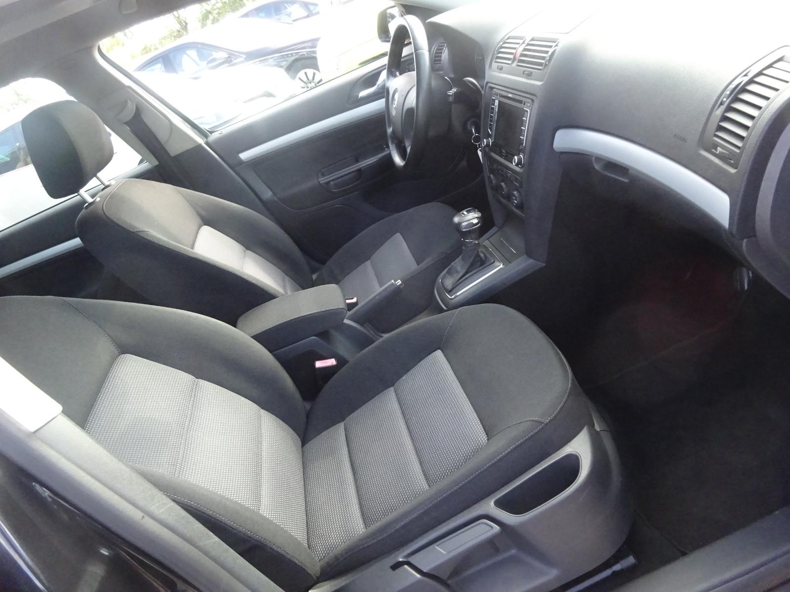 Skoda Octavia 2008 — photo 11
