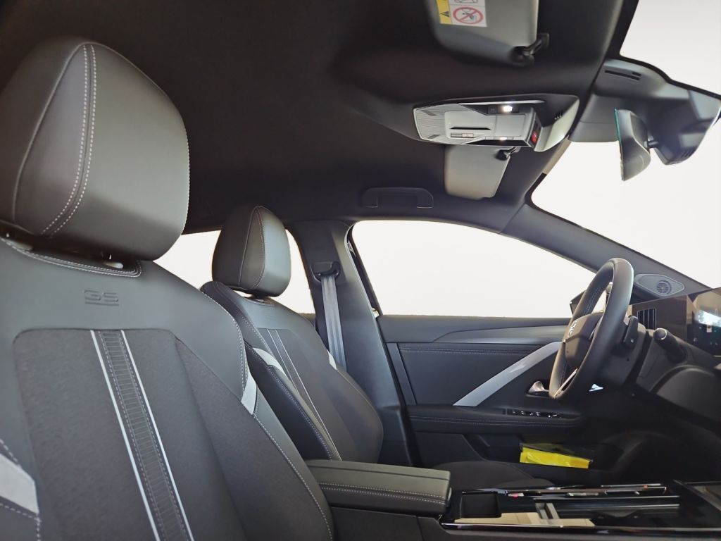 Fahrzeugabbildung Opel Astra ST 1.2 Turbo AT GS Navi LED Lenk/Sitzheiz.