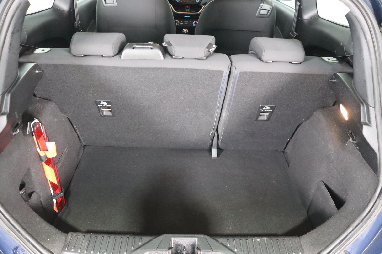 Fahrzeugabbildung Ford Fiesta 1.1 * Klima * Tempomat