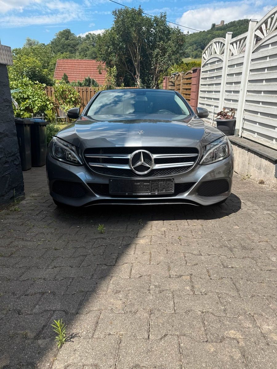 MERCEDES-BENZ Mercedes Benz c180 W205