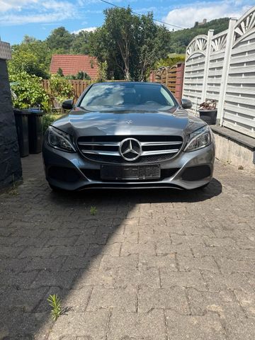 MERCEDES-BENZ Mercedes Benz c180 W205