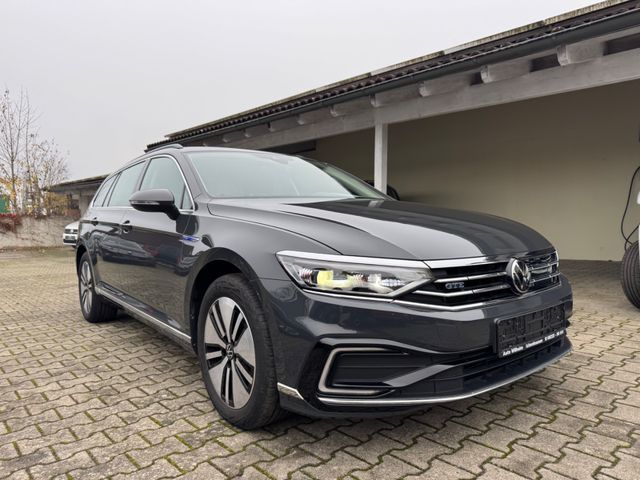 Volkswagen Passat Var. GTE ACC AHK Kamera TravelAss Matrix