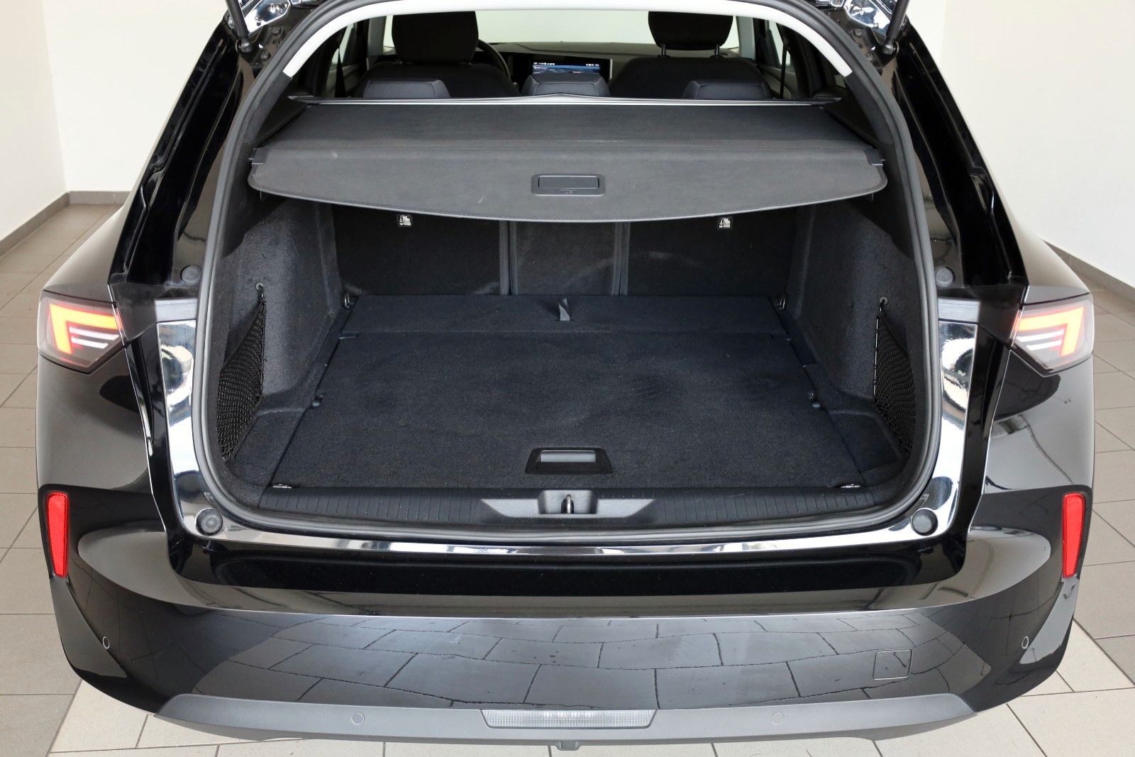 Fahrzeugabbildung Opel Astra L Sports Tourer,Navi,SH,LED,ACC,360Kam +WR