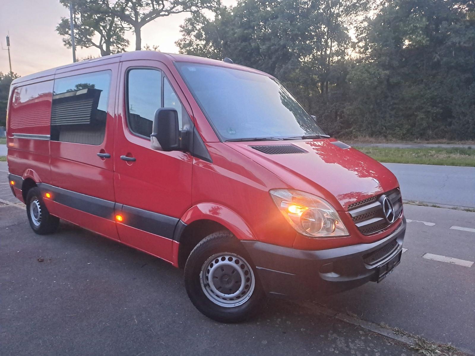 Mercedes-Benz Sprinter 313 CDI 6 Sitzplätze
