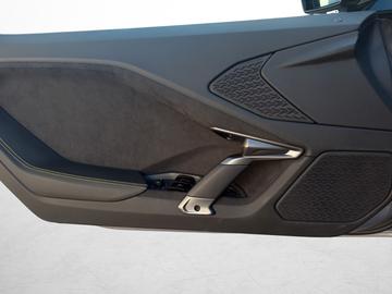صورة 8 لـ 2025 Lamborghini TEMERARIO