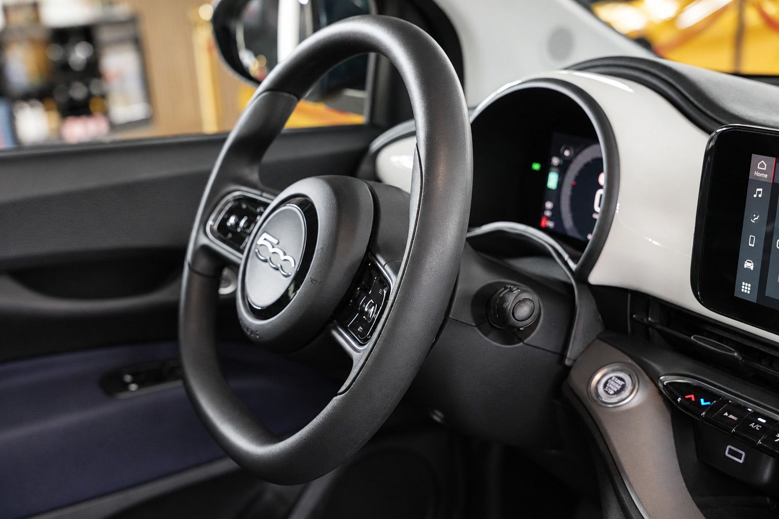 Fahrzeugabbildung Fiat 500 e Action *Klima*Sonderlackierung*Bluetooth