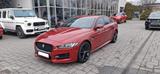 Jaguar XE 2.0 I4D R-Sport 132kw A8 - rote Jaguar XE