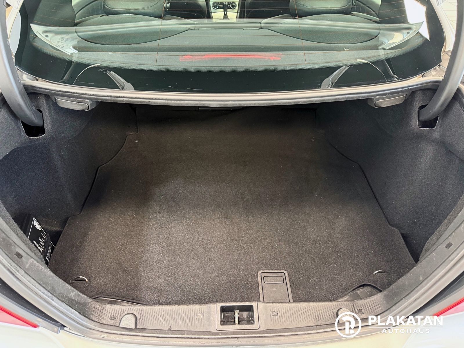 Fahrzeugabbildung Mercedes-Benz CLK 320 CDI Harman/Kard Leder Memory MB-Service