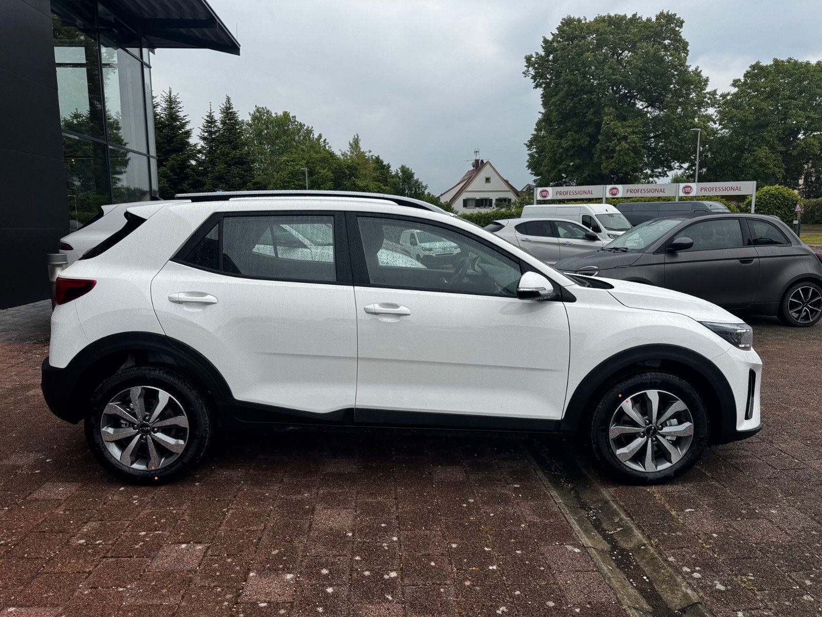 Fahrzeugabbildung Kia Stonic 1.0 T-GDI 100 Vision DCT7 NAVI KAMERA