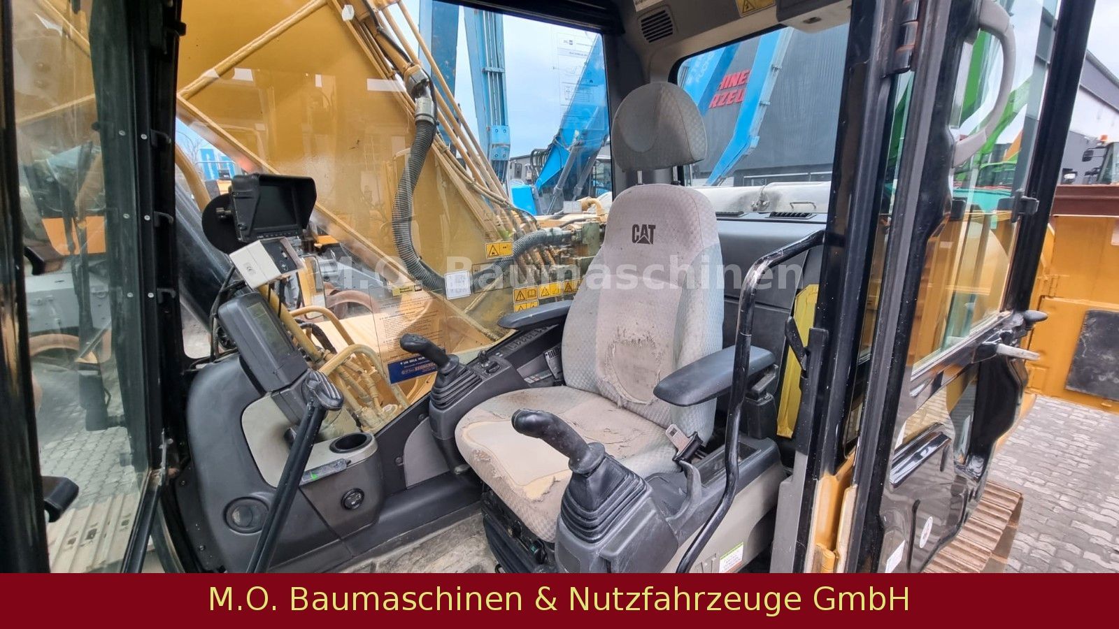 Fahrzeugabbildung CAT 320 D L / AC / SW/Hammerline/