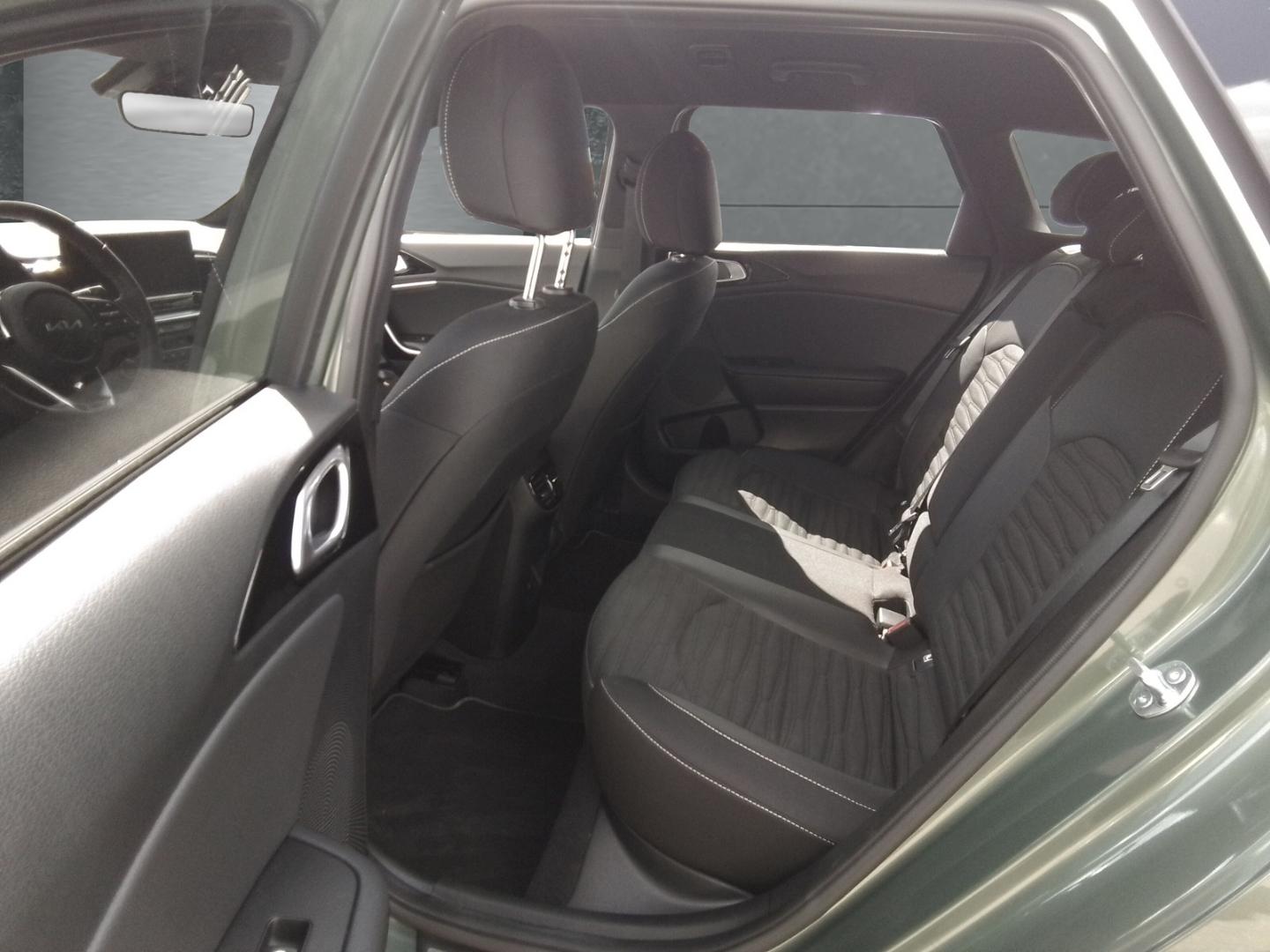 Kia Ceed_sw Sportswagon GT Line 1.5T AT Navi-ACC Dig