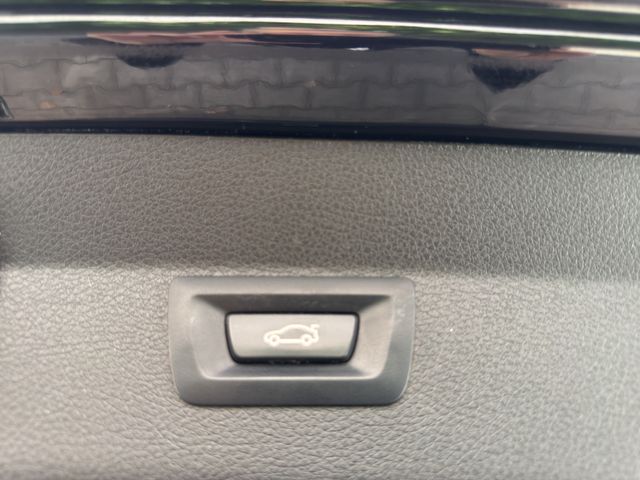 Fahrzeugabbildung BMW 220i Grand Tourer Pano+Kamera+Leder+Head-Up+HiFi