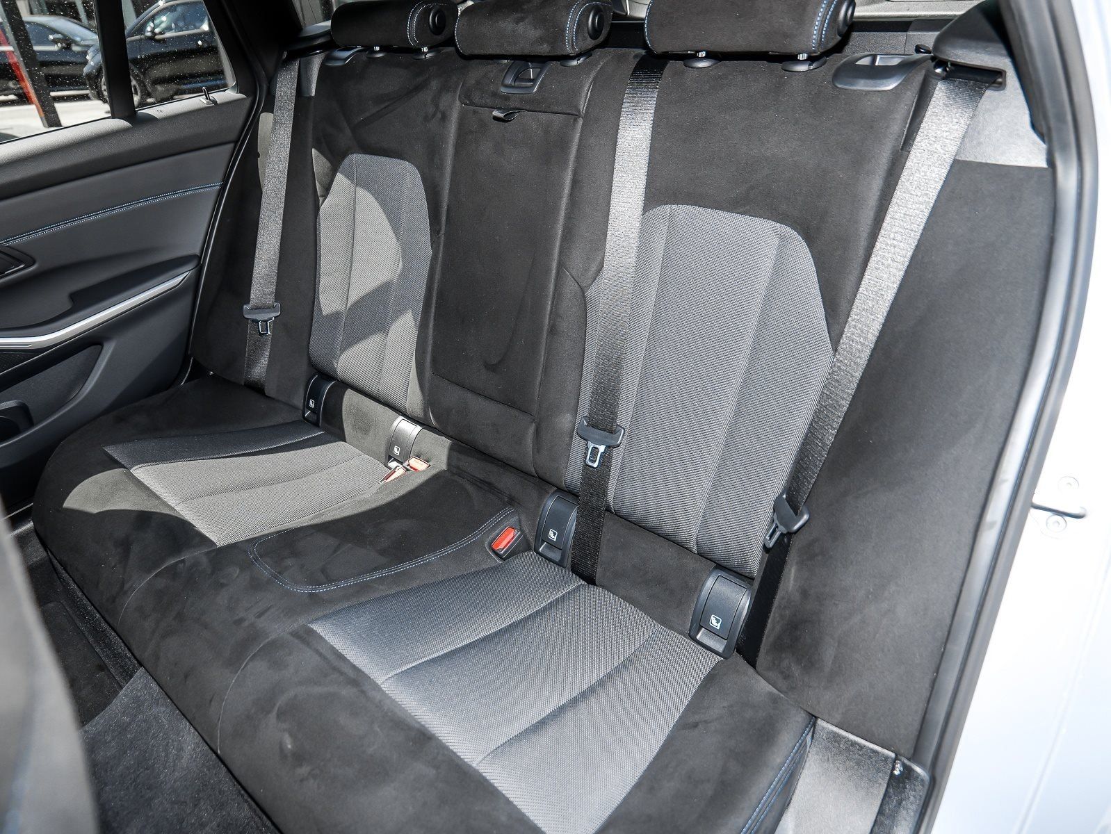 BMW 318 - Bild 17