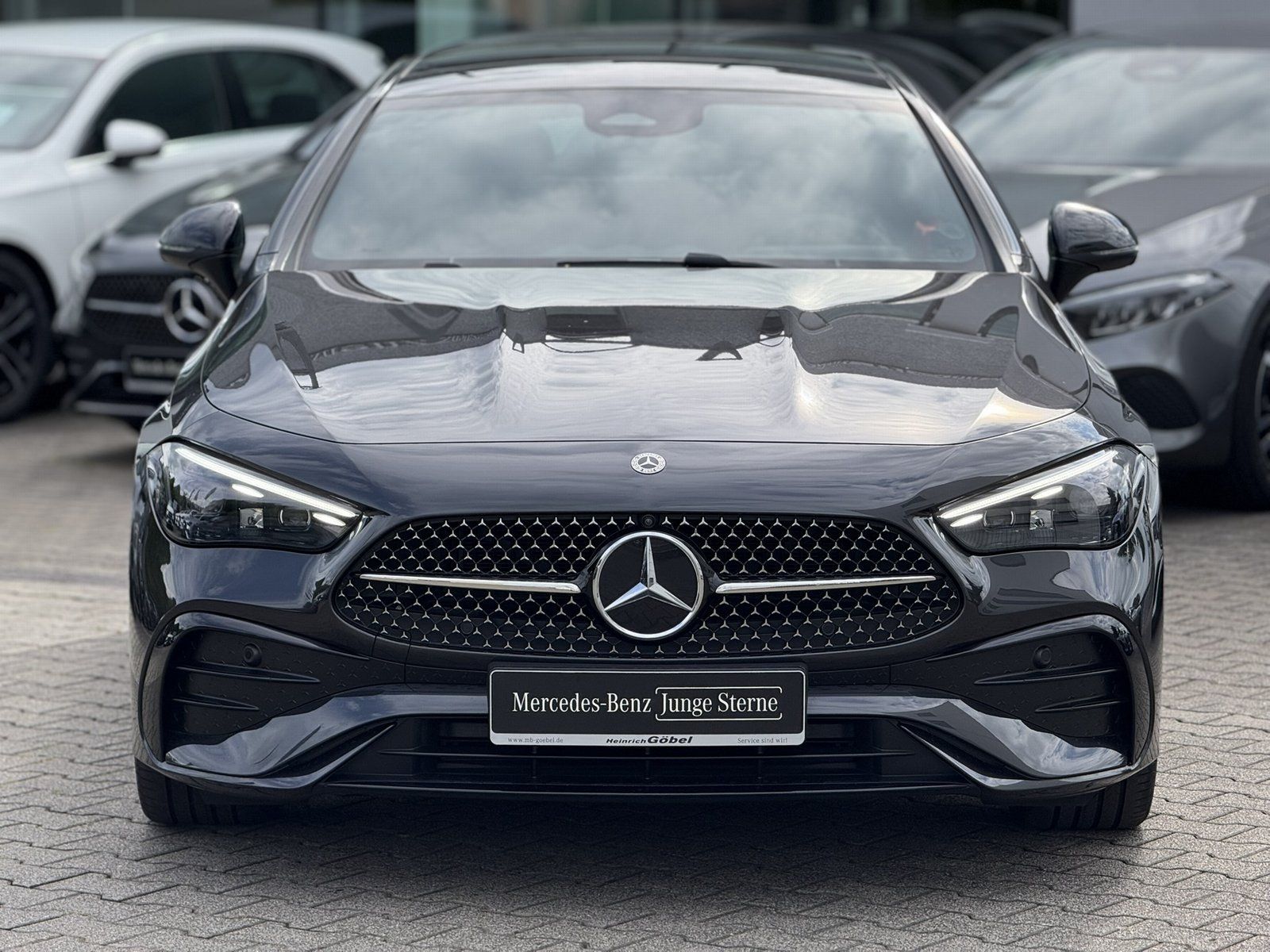 Fahrzeugabbildung Mercedes-Benz CLE 300 AMG*HEAD-UP*BURMESTER*PANO*20"ZOLL*MEMOR