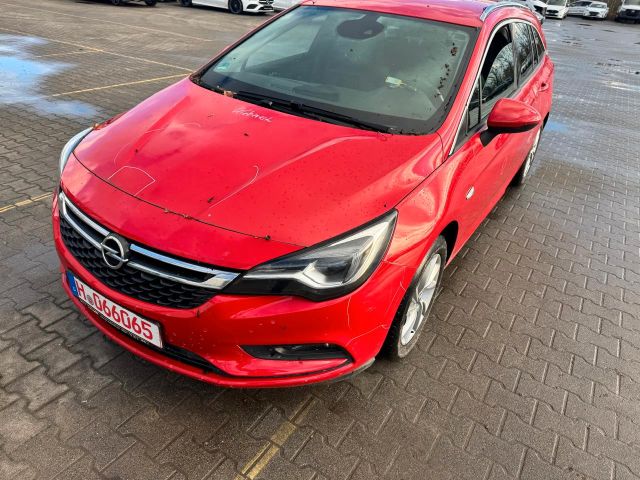 Opel Astra ST 1.4 Turbo Innovation 92kW /156