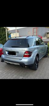 Mercedes-Benz ML 350 4MATIC -